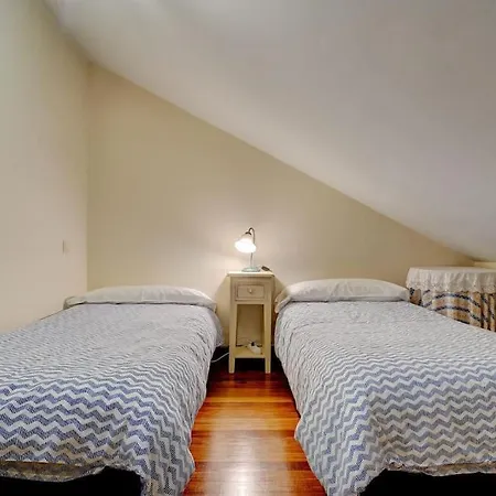Apartamento Duplex En Chalet Climatizado Y Garaje E-bi-200 Bilbao